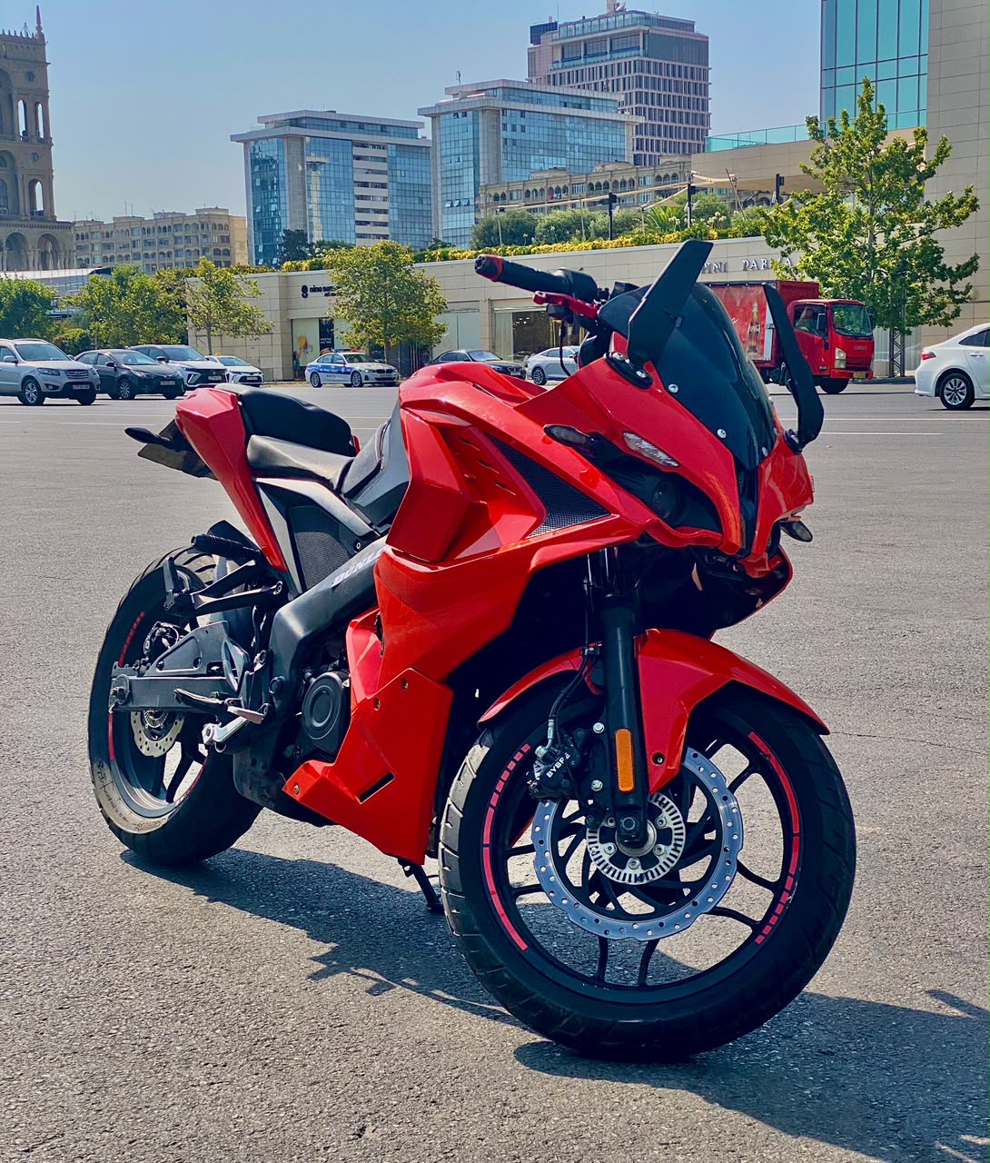 Bajaj Pulsar RS  200 satılır Bakı