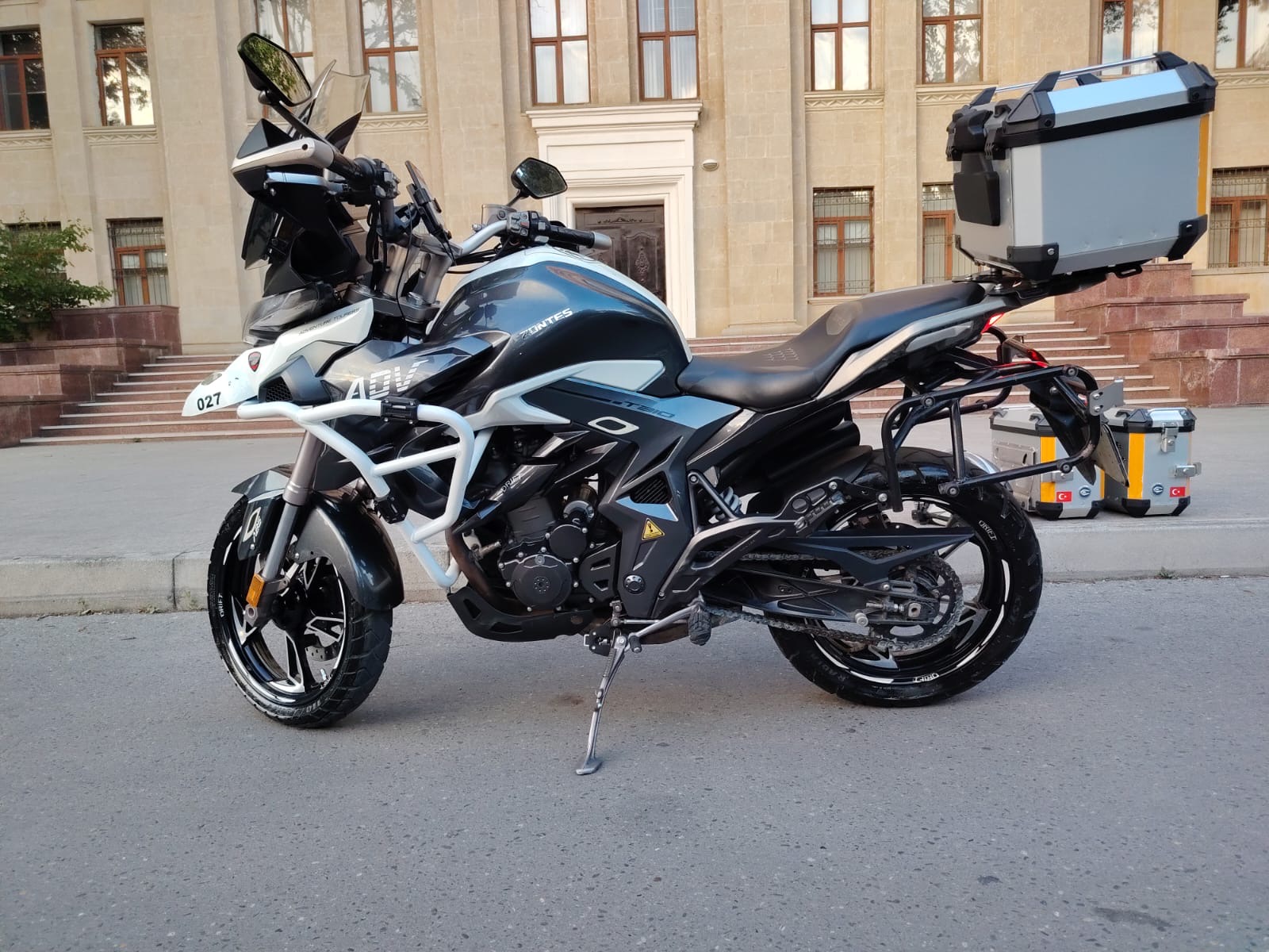 Zontes T310 satılır Bakı